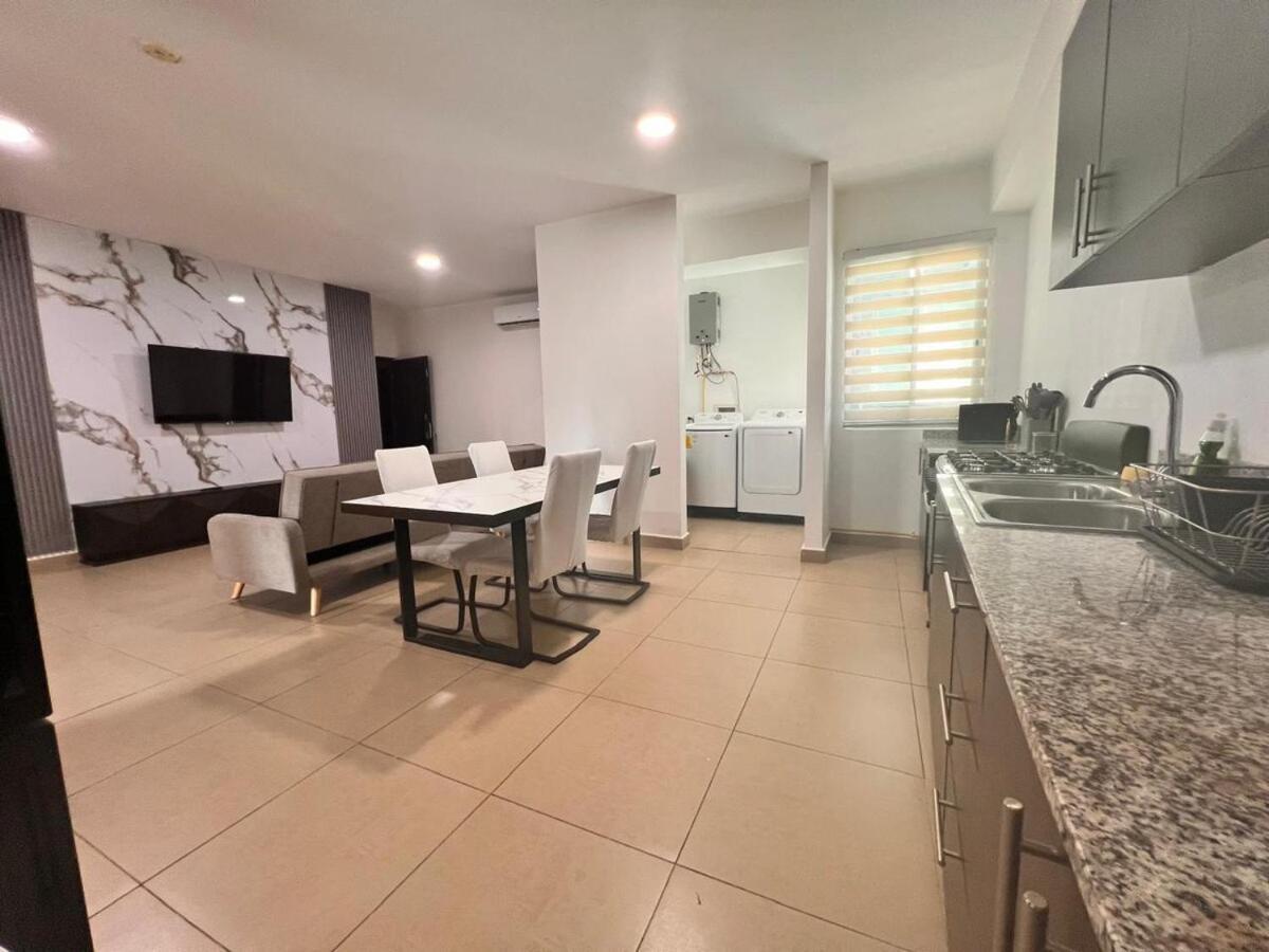 Apartment Family In San Francisco